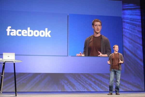 Facebook: nuovo algoritmo per la sezione notizie